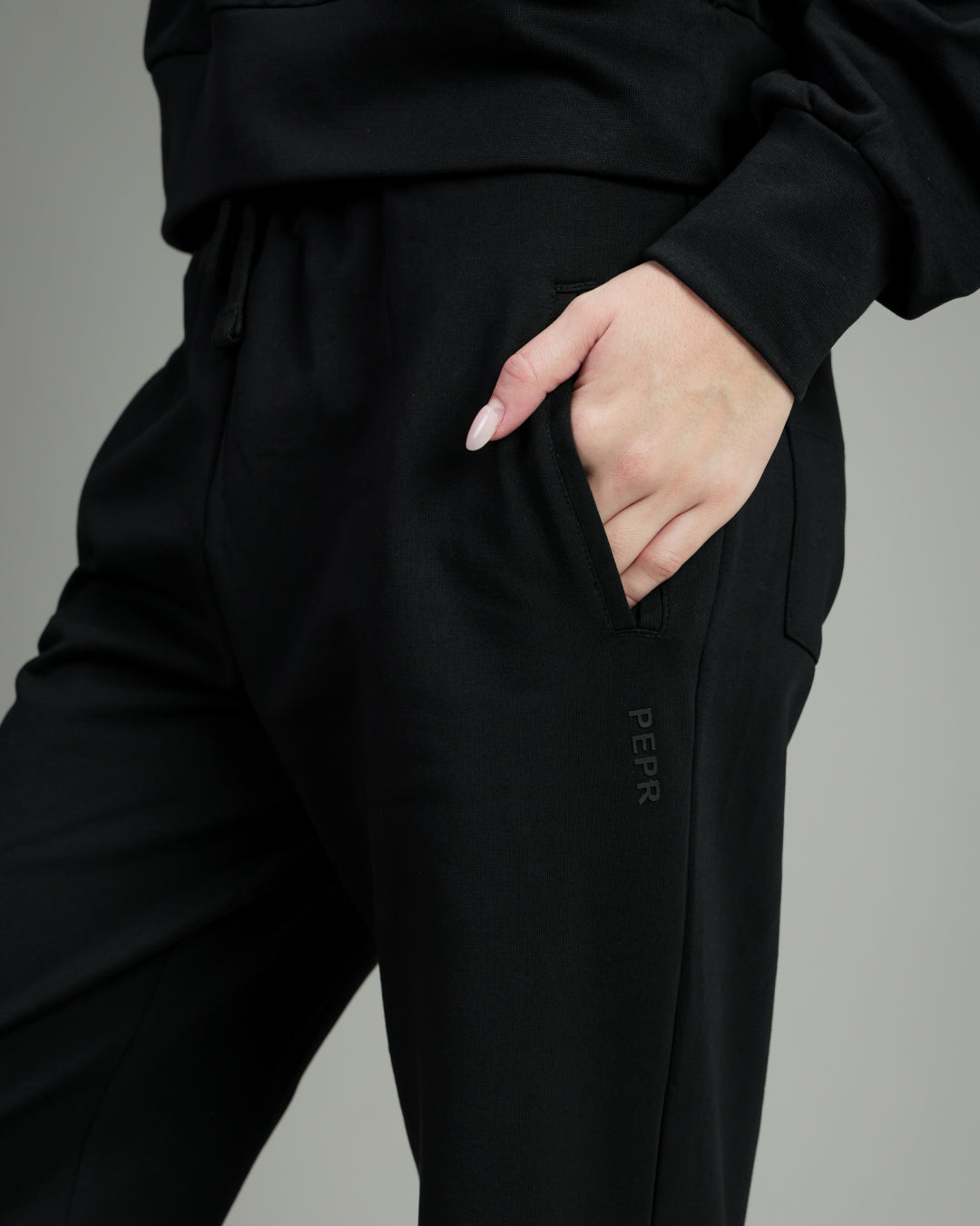 Color_Black