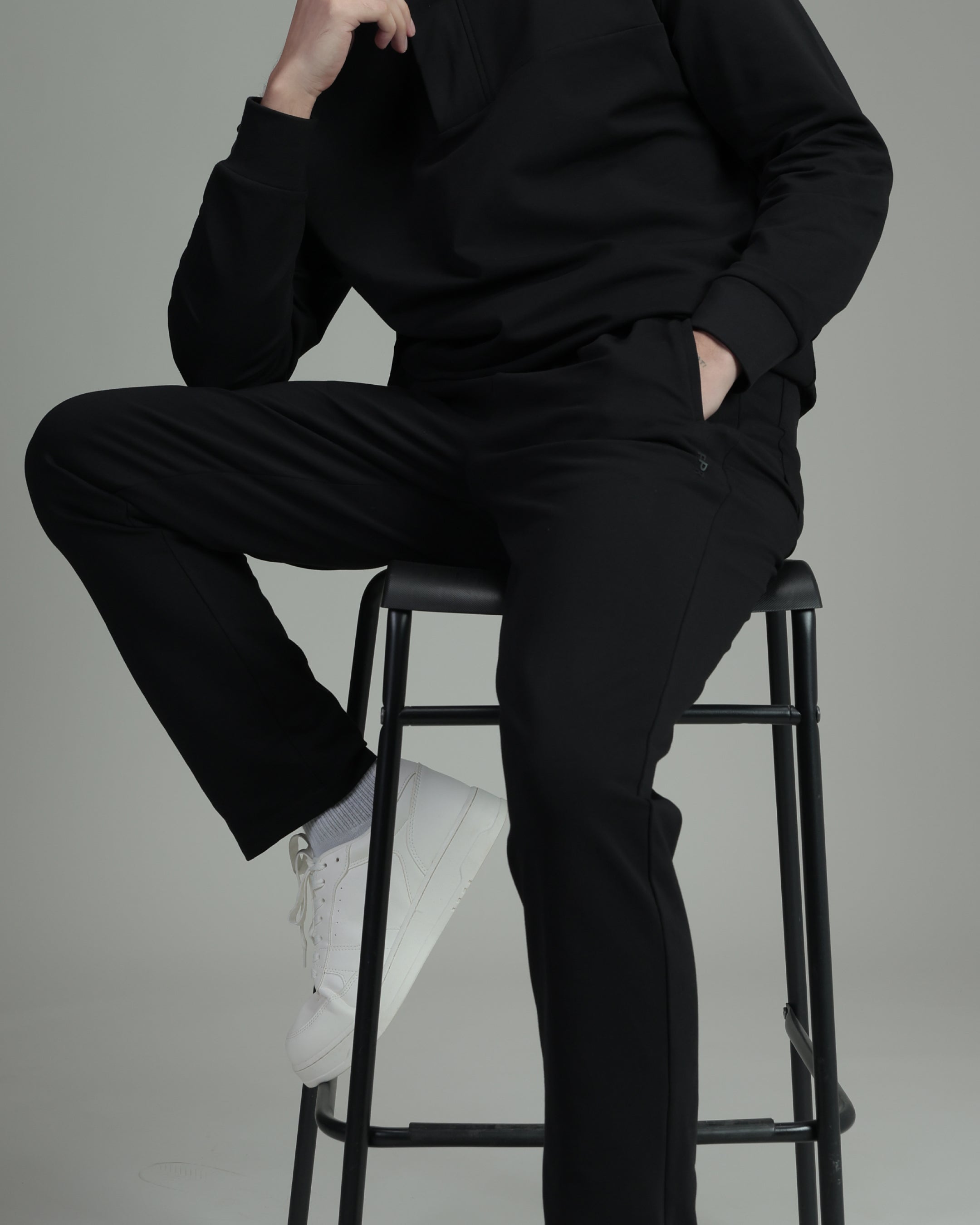 Color_Black